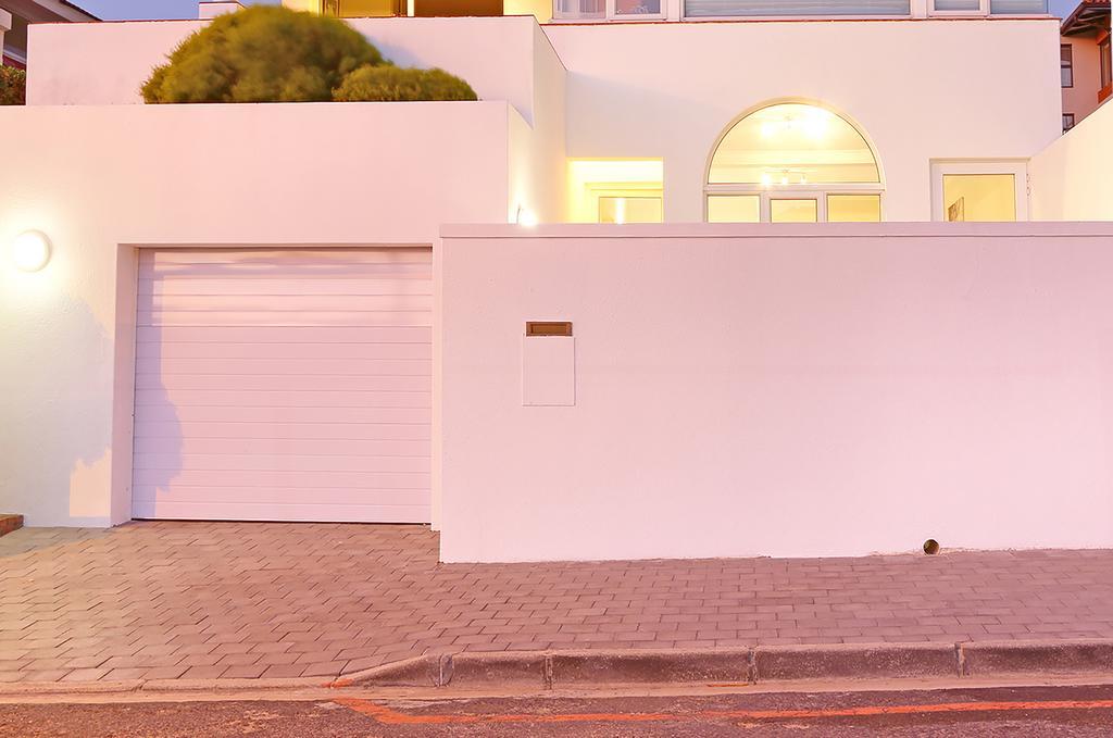 קייפטאון Camps Bay Beach Apartment מראה חיצוני תמונה