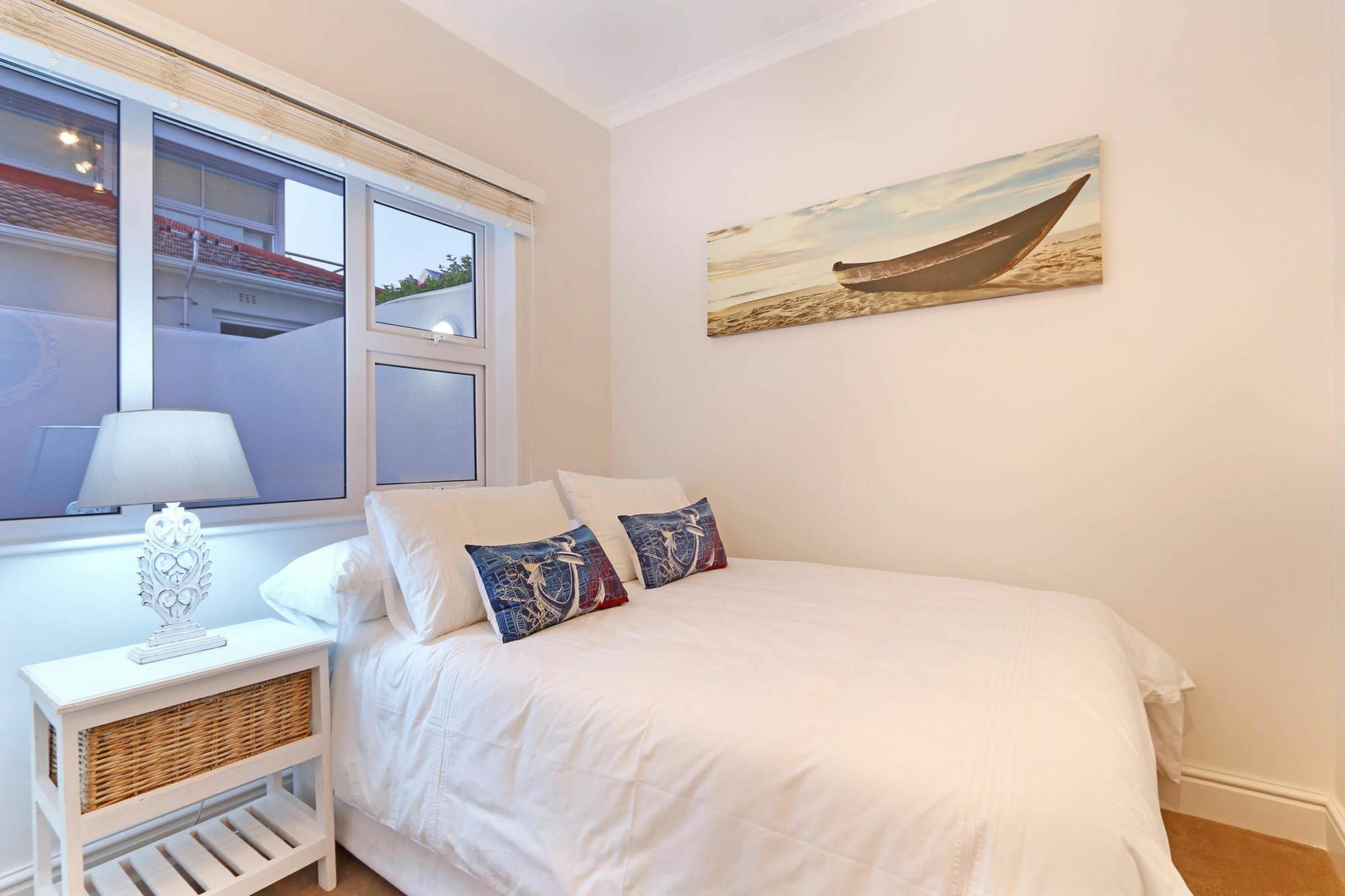 קייפטאון Camps Bay Beach Apartment מראה חיצוני תמונה